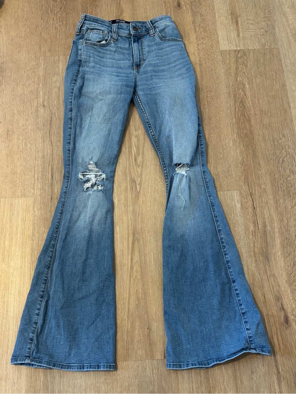 Hollister Light Wash Distressed Flare Jeans Women’s 24R High Rise Stretch